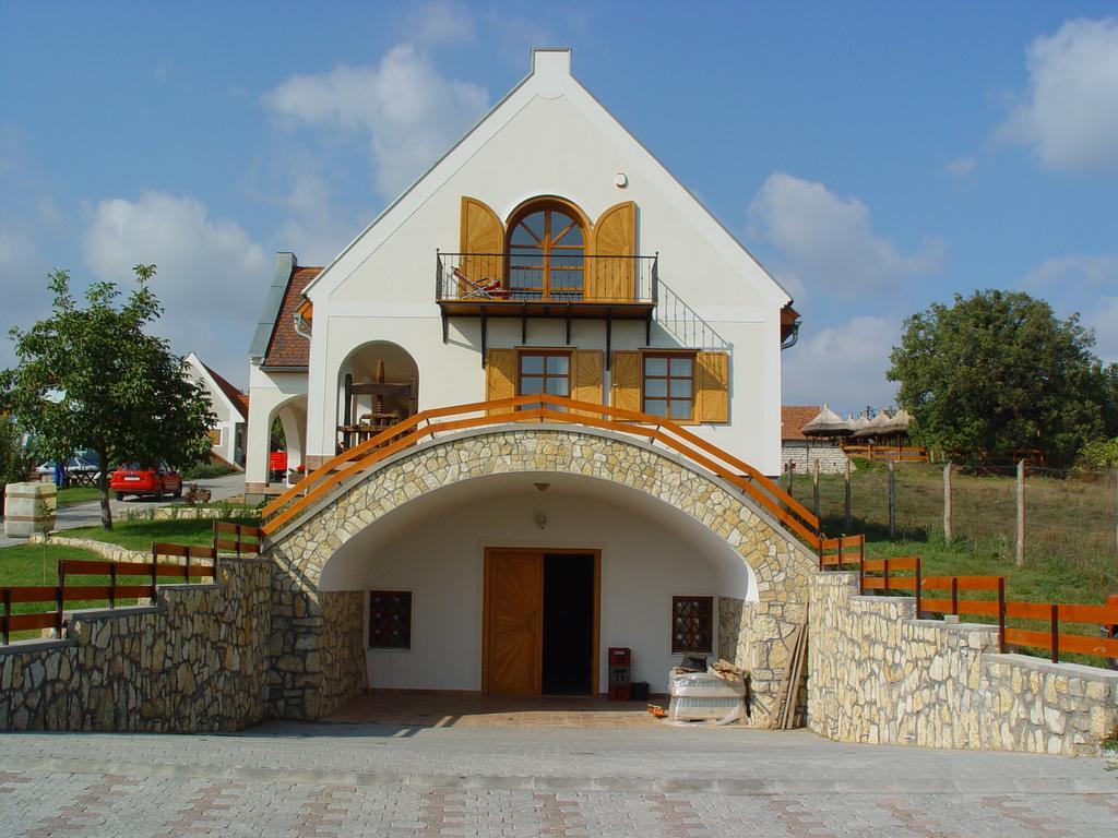 Figula Vendégház Balatonfüred Exterior foto